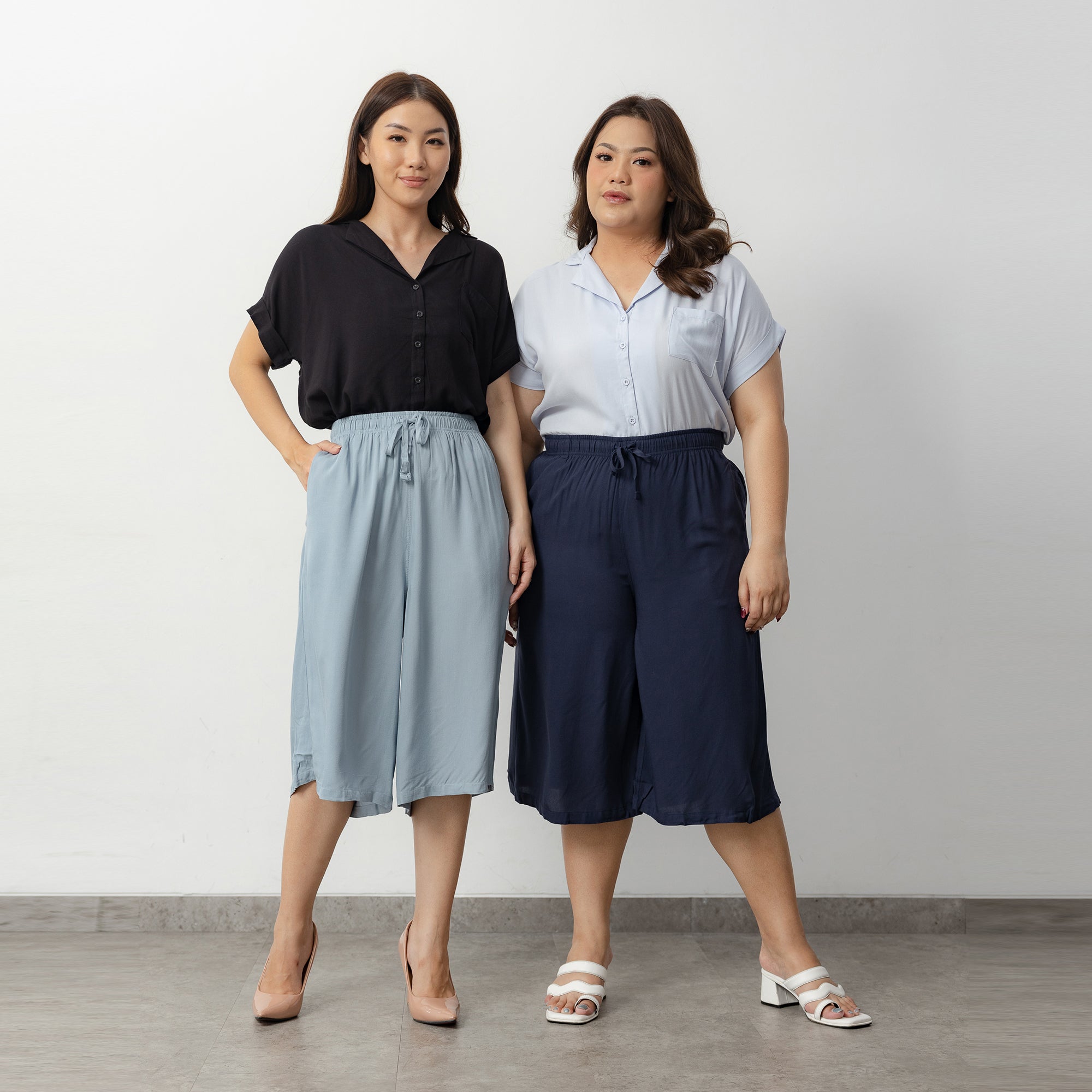 Katta olomon bilan anal jinsiy aloqa Shki va bobolar jinsiy aloqada bolishadi