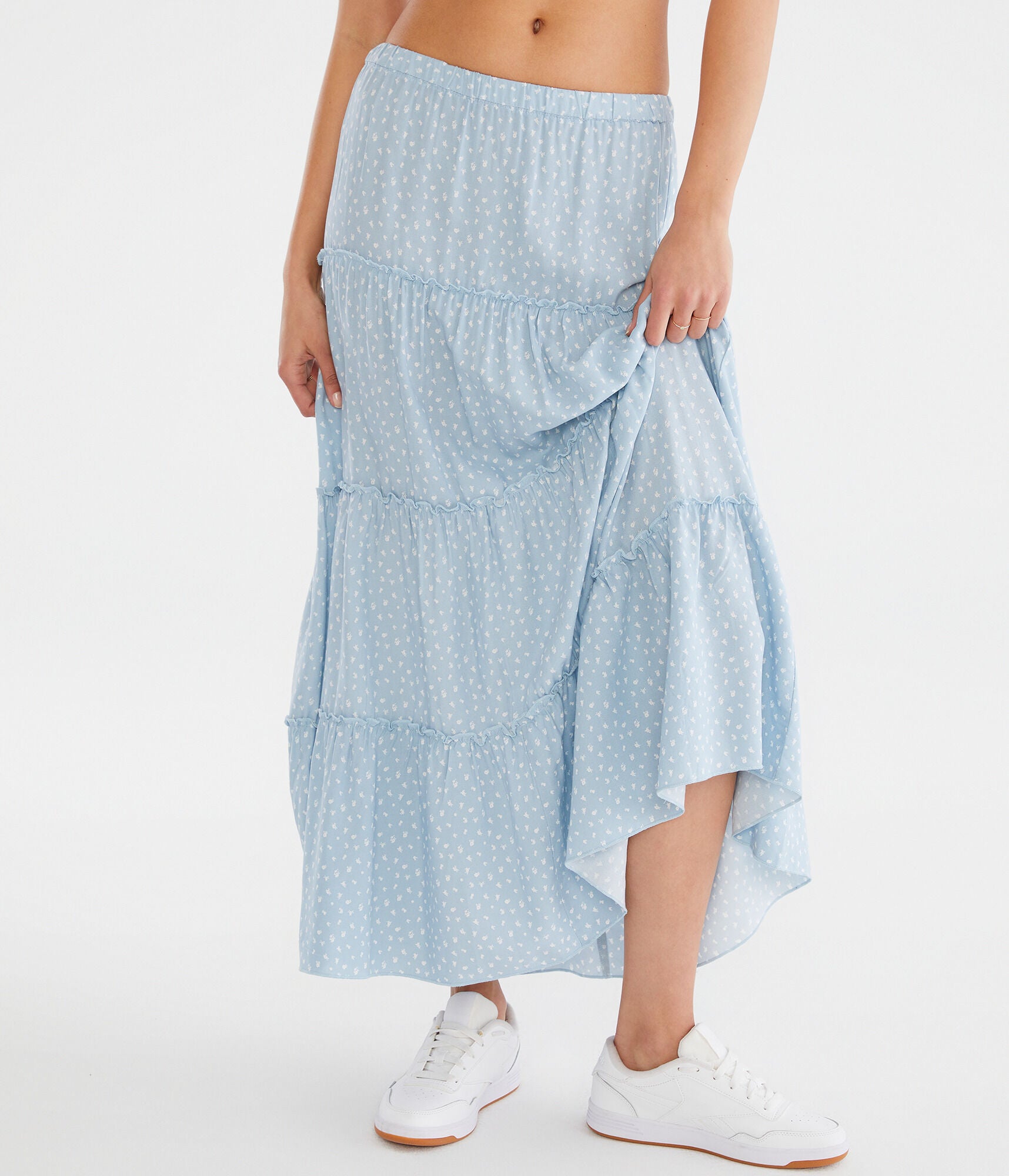 Wanita - Floral Tiered High-Waisted Maxi Skirt (MO-ASR 01)