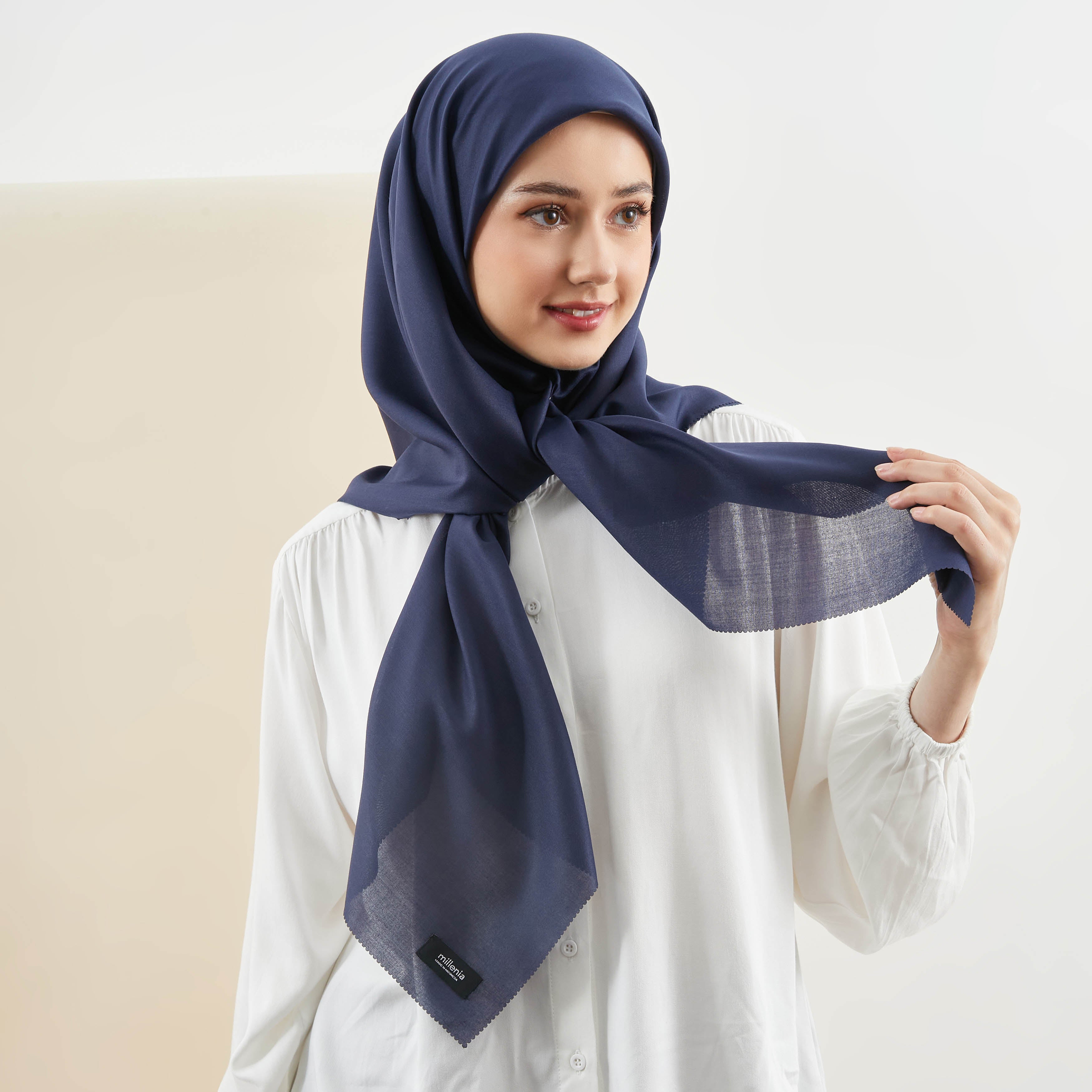 Mariam Hijab Segi Empat Voal Square 115cm [MYHJB 01]