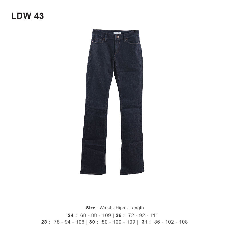 Celana Jeans Wanita - Curvy Straight Denim Jeans (LDW 43)