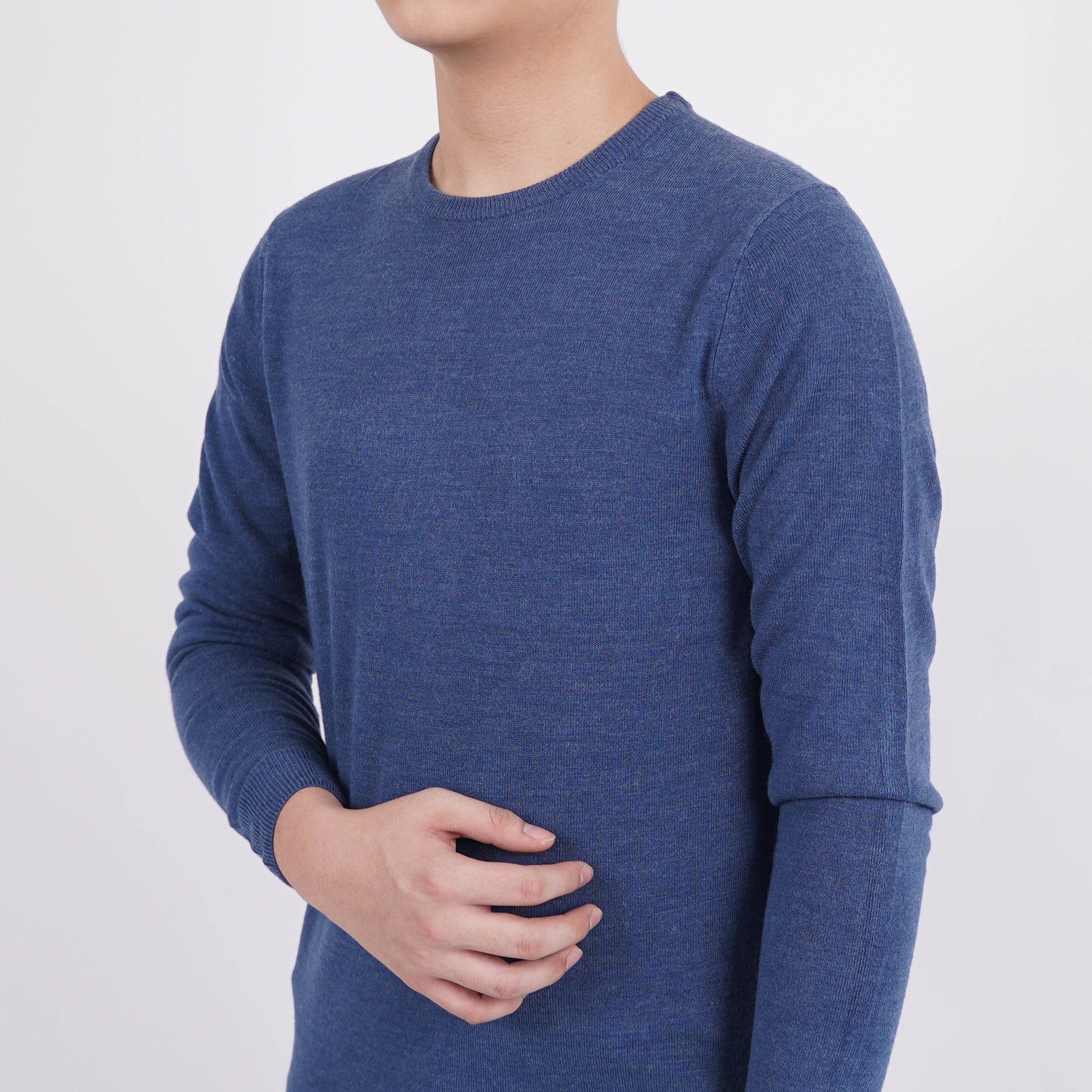 Sweatshirt Unisex- Round Neck Casual in 4 Colors [CG-FNF 01]