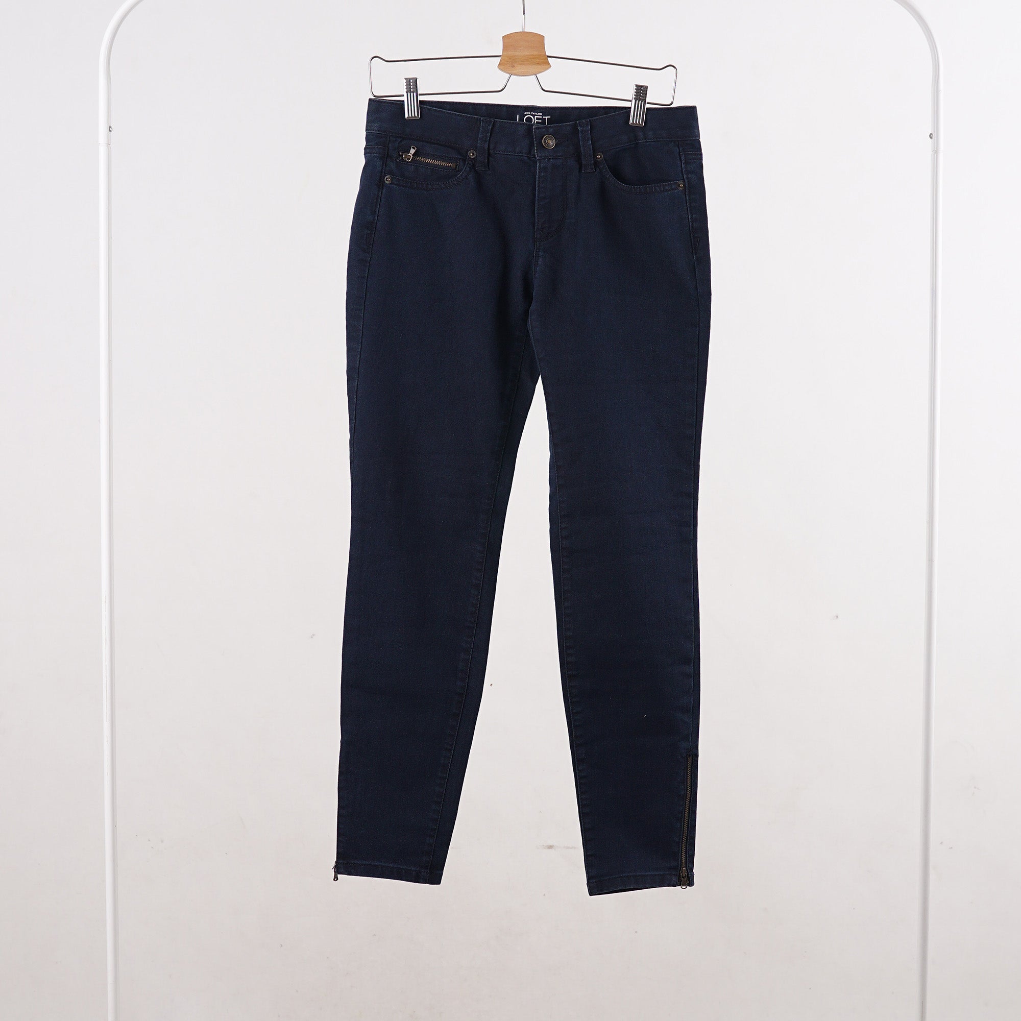 Celana Jeans Wanita - Dark Denim Modern Skinny Zipper Jeans (LDW 16)