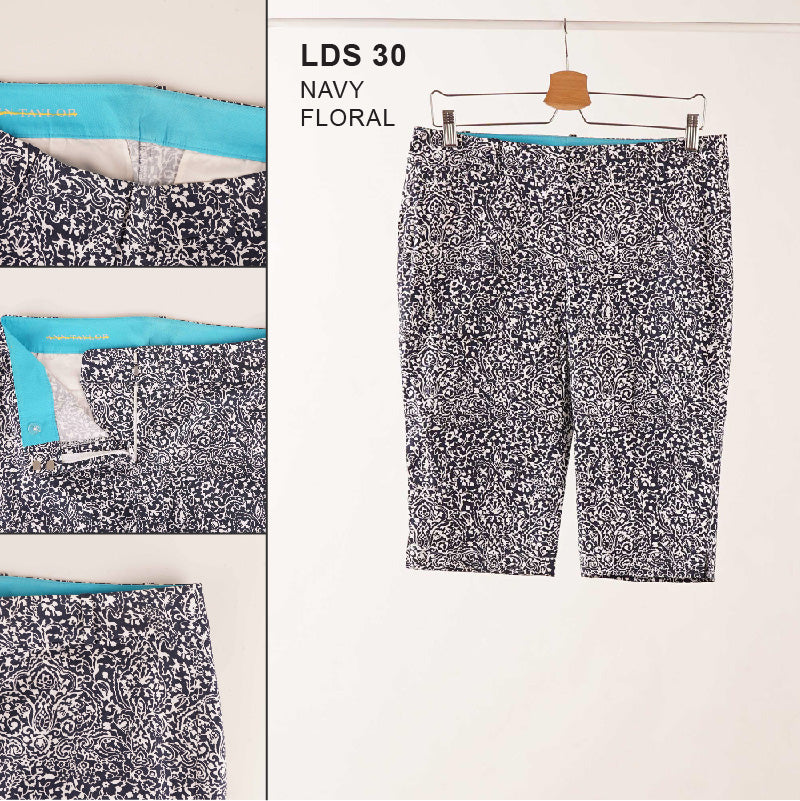 Celana Pendek Wanita - Navy Floral Short Pants (LDS 30)