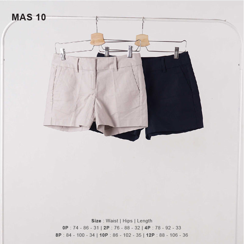 Celana Pendek Wanita - Cream And Navy Women Short Pants (MAS 10)