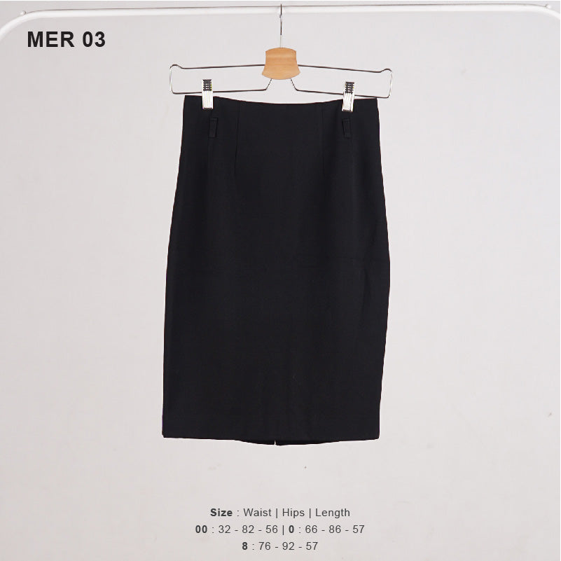 Rok Pendek Wanita -Black Women Curvy Skirt (MER 03, MLR 25)